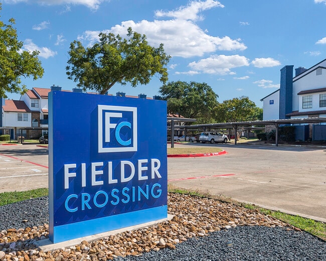 Building Photo - Fielder Crossing