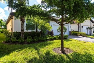 Building Photo - 12763 Fairington Way