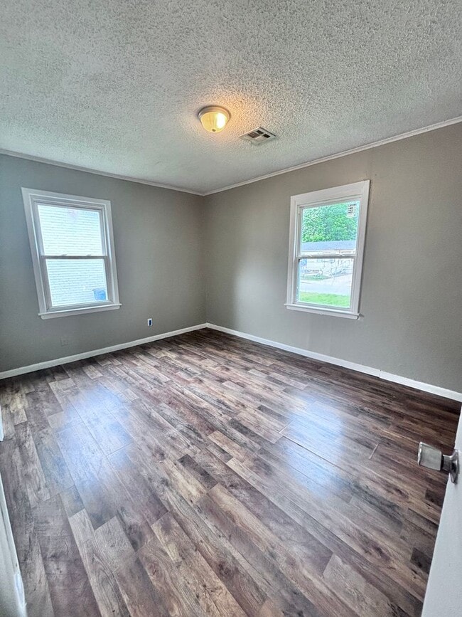 Building Photo - Charming Tulsa Home | 3 Bed | 1 Bath | $1,...