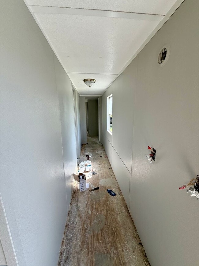 Building Photo - 3 Bed 2 Bath MH For Rent Reidsville - Under Renovations
