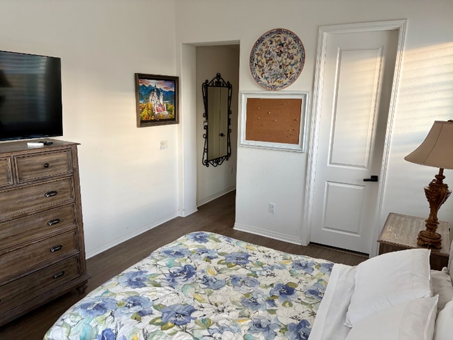 Building Photo - 27680 Turn Leaf Ct