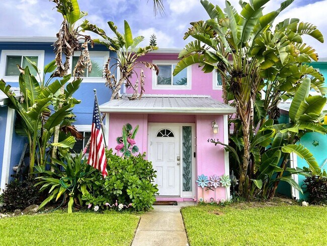 Foto del edificio - Beautiful 2 Bedroom Townhome in NSB with p...