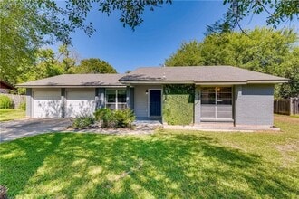 Building Photo - 7212 S Brook Dr