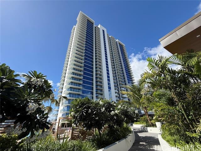 Foto principal - 1515 Liona St