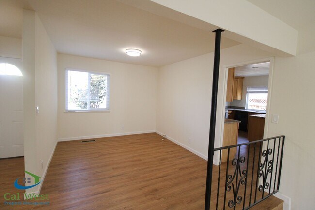 Building Photo - $4195-Remodeled 3 Bed/2Bath Sunnyvale Home...