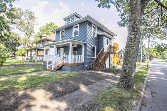 Foto del edificio - 2846 Rutland Ave