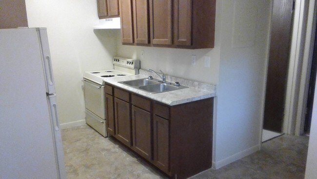 Building Photo - 1001 Edgecombe Dr