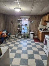 Building Photo - 418 Rose St