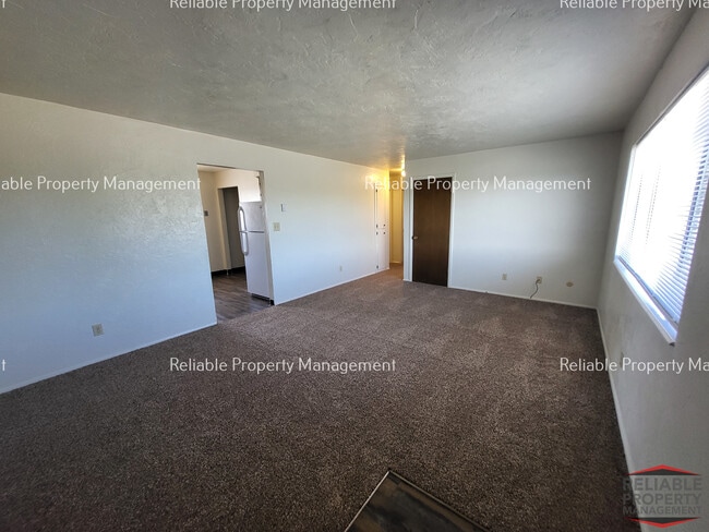 Building Photo - 1388 Ashment Ave
