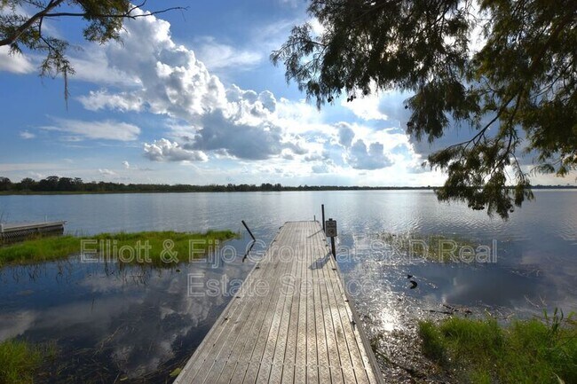 Foto del edificio - 2215 9th St SE