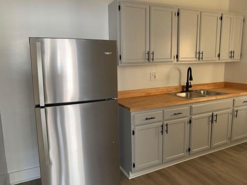 Interior Photo - 729 N Marine Ave