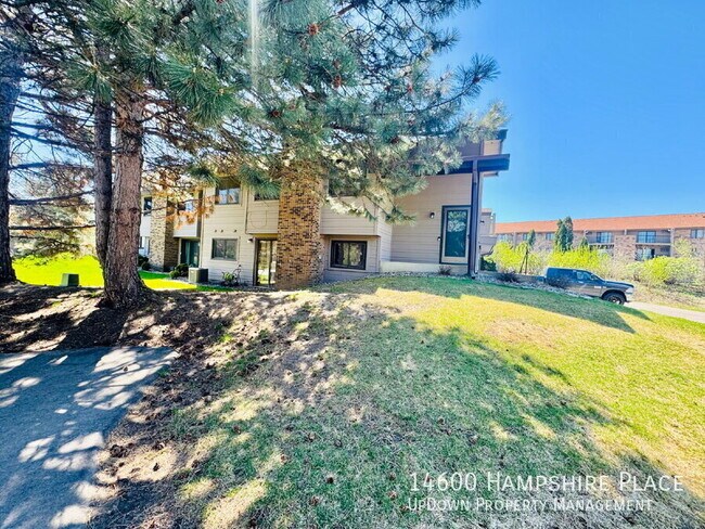 Foto del edificio - 14600 Hampshire Pl
