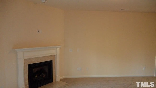 Building Photo - 435 Manchester Park Ln