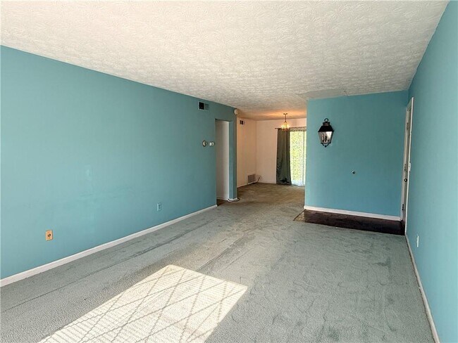 Foto del edificio - 3237 Abbeywood Dr