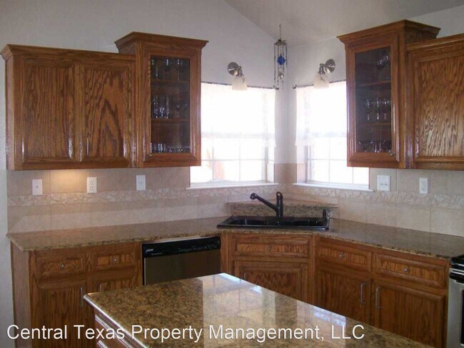 Foto del edificio - 3 br, 2 bath House - 602 Mustang