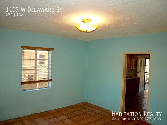 Foto del edificio - 1107 W Delaware St