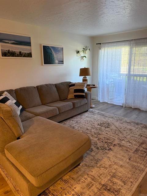 Building Photo - 7704 Caminito Tingo