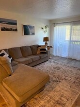 Building Photo - 7704 Caminito Tingo