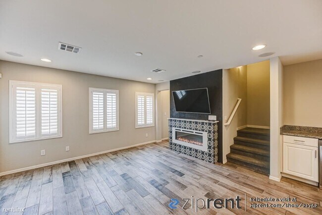 Building Photo - 3 br, 3.5 bath Condo - 10045 Sable Point S...