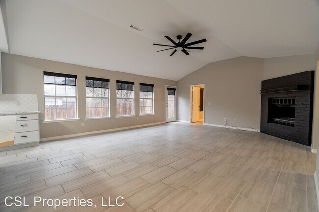 Foto del edificio - 3 br, 2 bath House - 1800B Main Dr