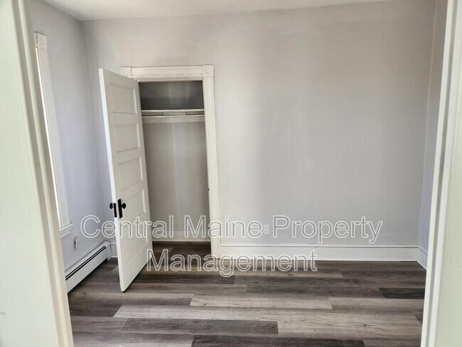 Foto del edificio - 151 Oxford St