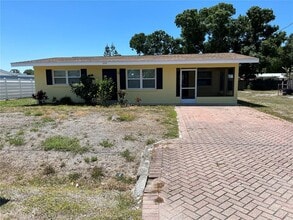 Building Photo - 2154 Inner Cass Cir
