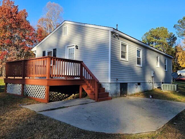 Foto del edificio - 10511 Thompkins Ln