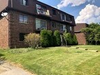 Primary Photo - 1221 Whispering Hills Ct