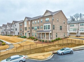 Building Photo - 2510 Great Silver Fir Aly