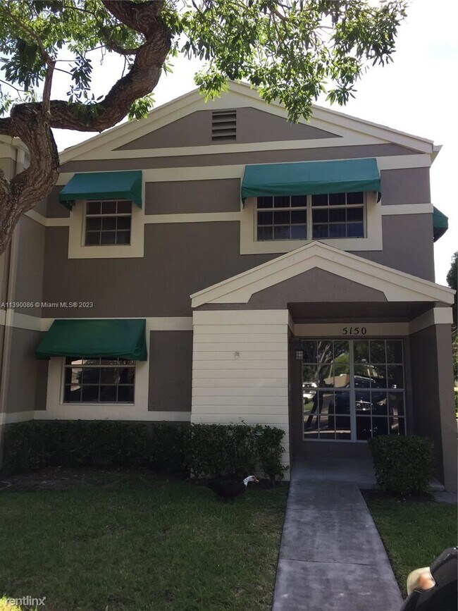 Building Photo - 3 br, 2.5 bath House - 5150 Lake Loop Rd
