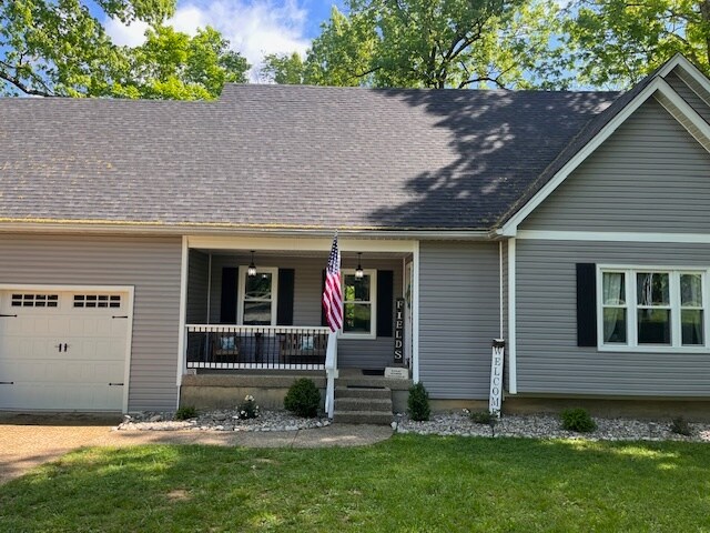 Building Photo - 102 Pineland Ln