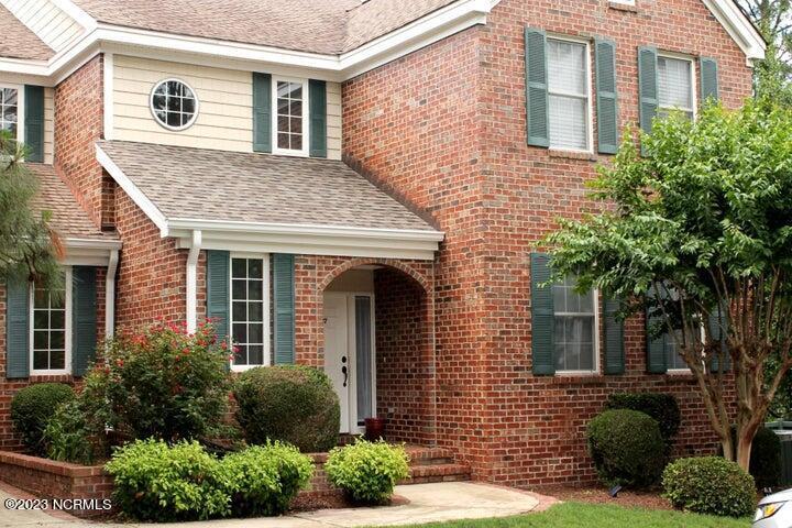 Primary Photo - 2137 Creswell Dr
