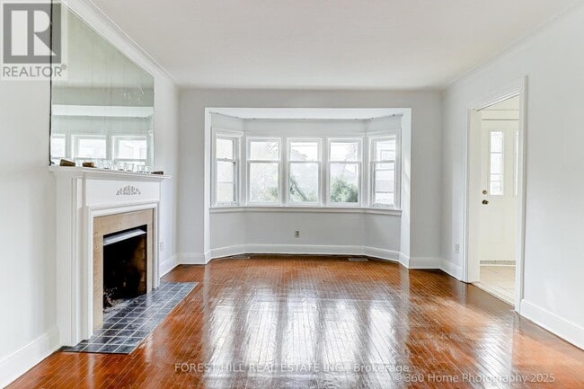 Photo du bâtiment - 192 Roe Ave