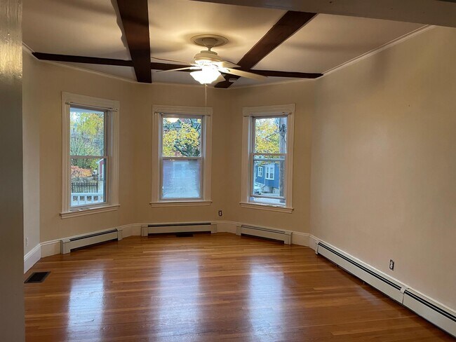 Foto del edificio - 578 Main St