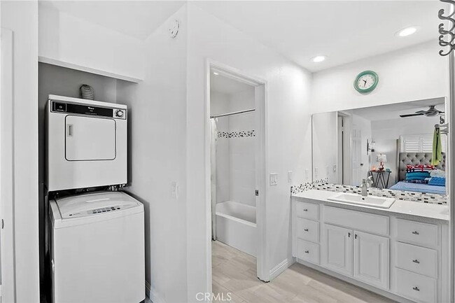 Foto del edificio - 21345 Norwalk Blvd