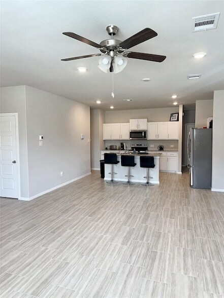 Building Photo - 3065 Strawberry Farm Ln