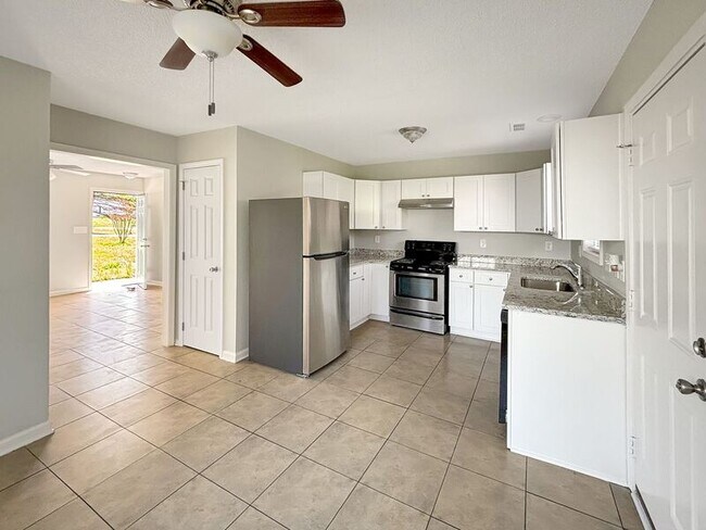 Building Photo - 2839 Bobwhite Cir