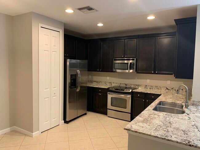 Foto del edificio - 6078 SE Split Oak Trail