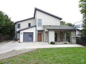 Building Photo - 4014 Clawson Rd