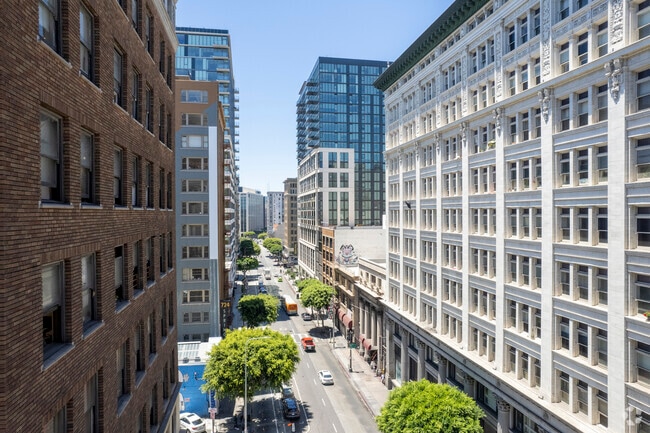 Aerial Photo - 717-721 S Spring St