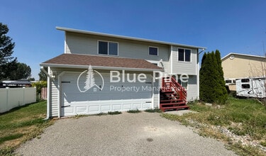 Building Photo - 3709 E 20th N