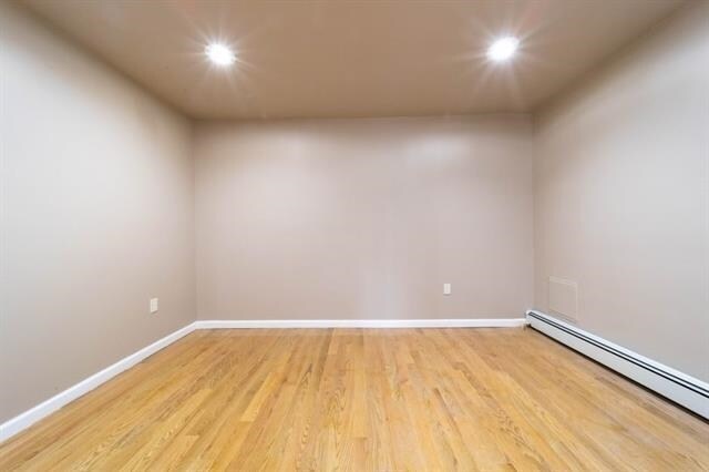 Building Photo - 538 Bramhall Ave