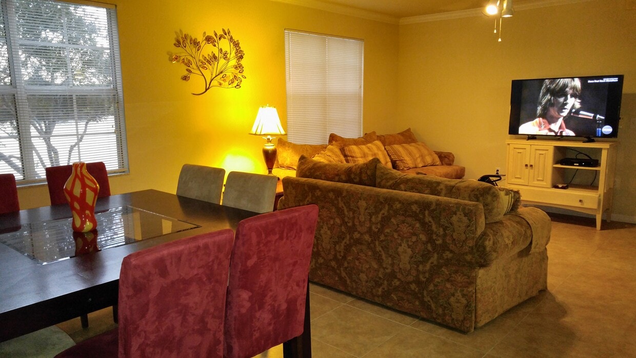 Living/Dining Room - 1100 Villagio Cir