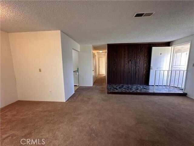 Foto del edificio - 23756 President Ave