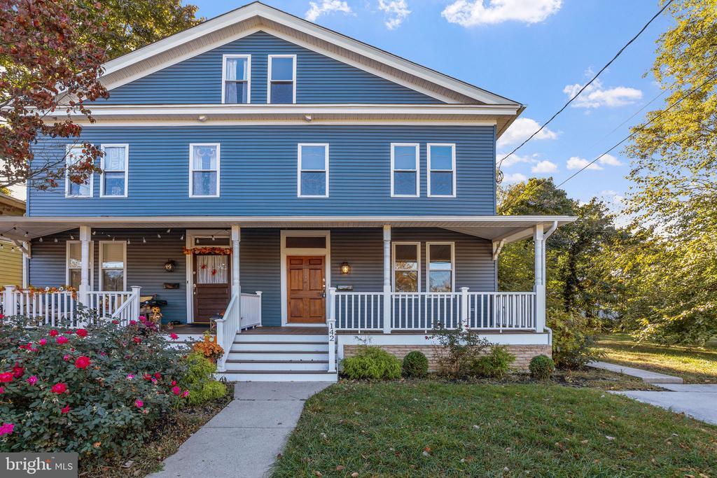 Foto principal - 144 Snyder Pl