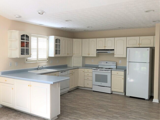 Building Photo - 7356 McSmith Ln