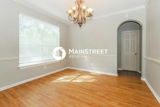 Building Photo - 4 Bedroom Pet-Friendly Home in Humble, TX with Main Street Renewal