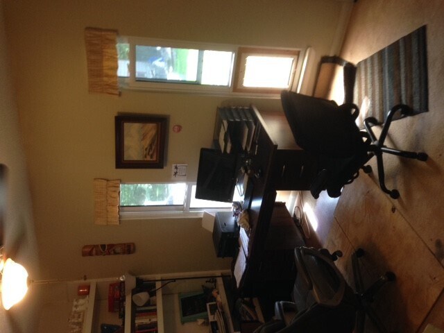 Building Photo - 19 Azalea Dr