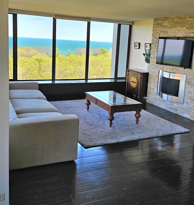 Foto del edificio - 5455 N Sheridan Rd