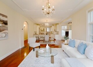 Foto del edificio - 38 Braeland Ave